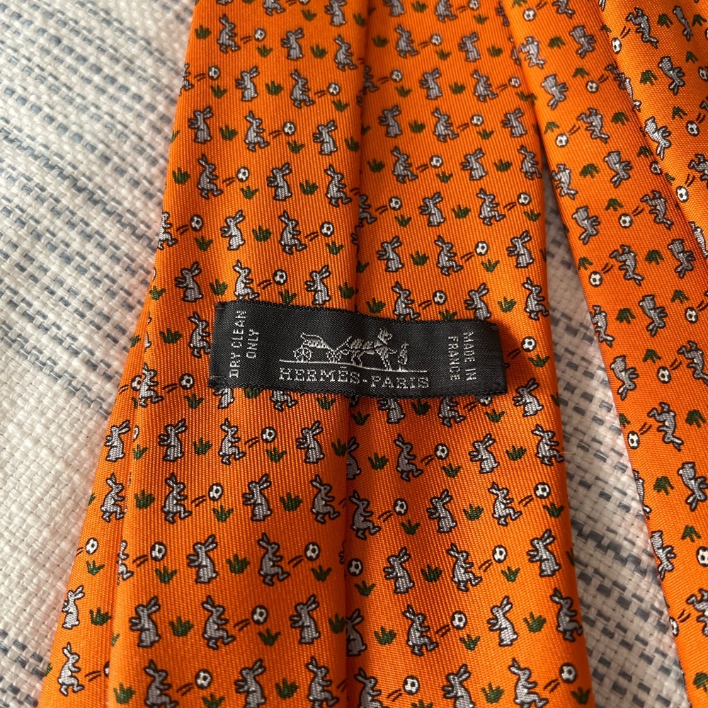 Hermes silk orange bunny rabbit soccer tie